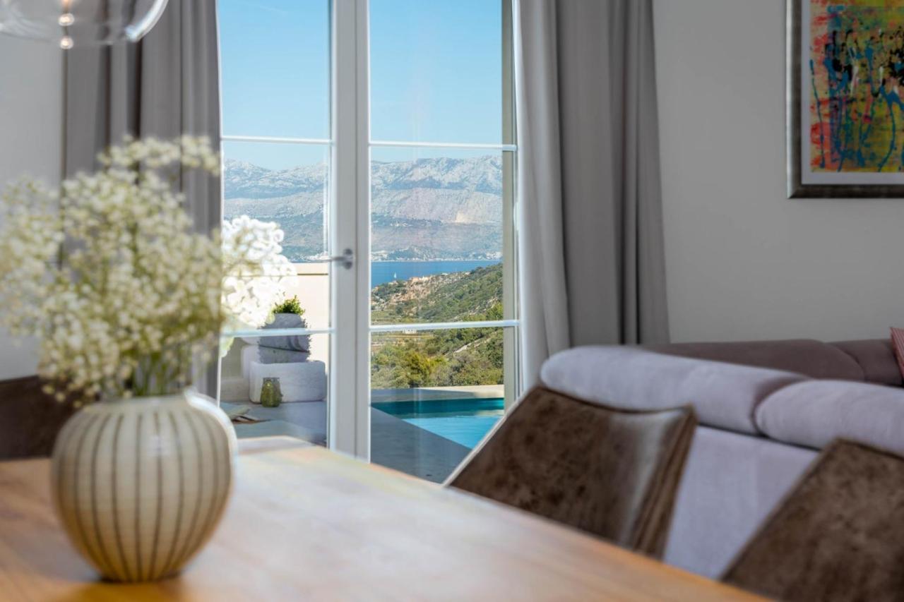 New Villa Ani! Traditional And Luxurious 4-Bedroom Villa With Heated Pool And Sea Views Postira Luaran gambar