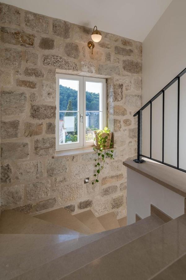 New Villa Ani! Traditional And Luxurious 4-Bedroom Villa With Heated Pool And Sea Views Postira Luaran gambar